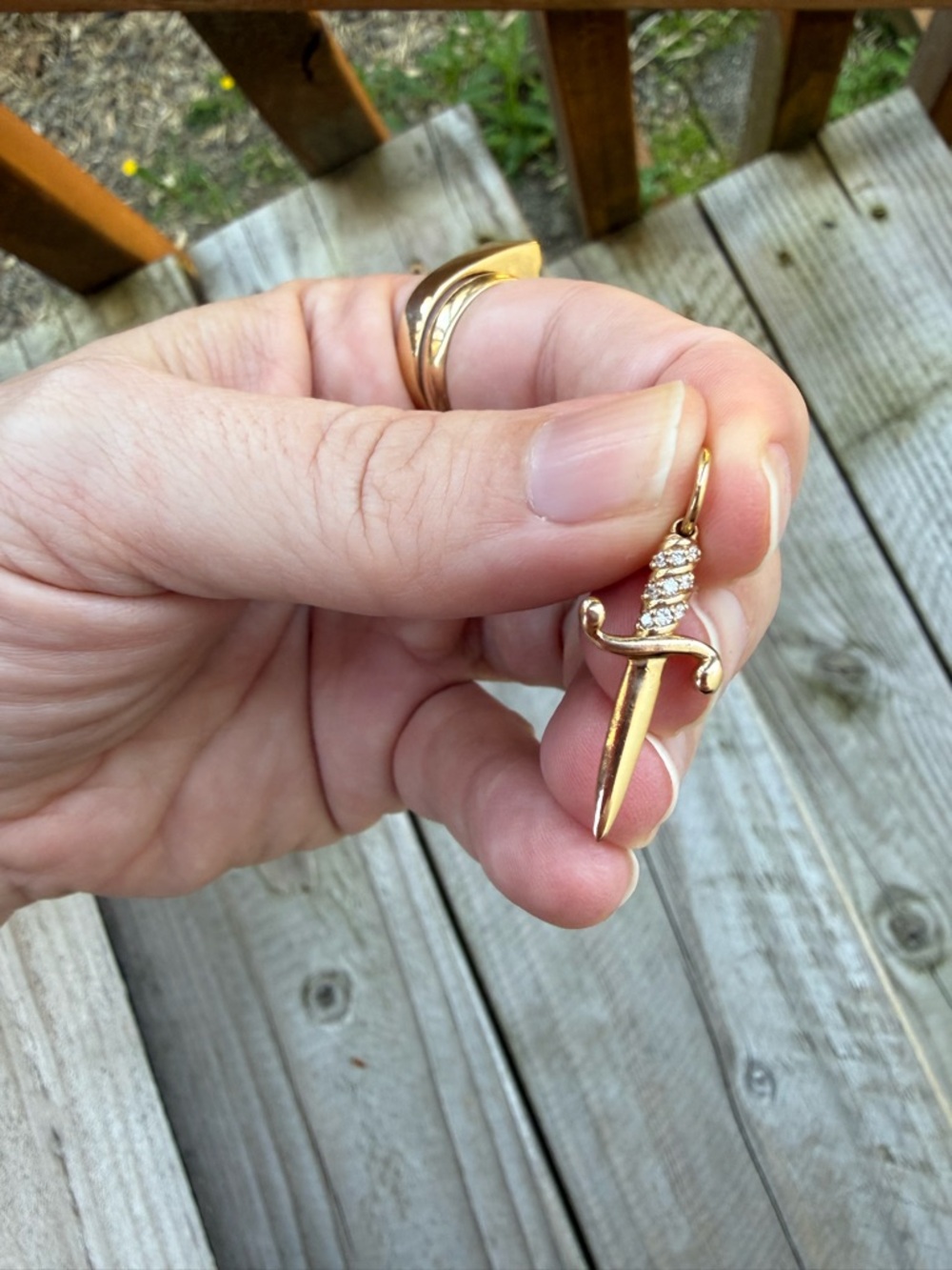 Maura Green Dagger in 14K Gold with Diamonds - Picture 4 of 6
